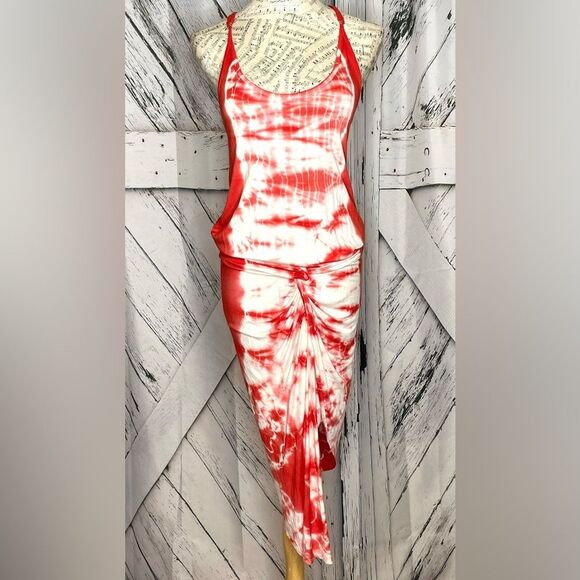 Young Fabulous & Broke Dresses & Skirts - YFB Young Fabulous and Broke Asymmetrical Tie Dye Maxi Dress Small